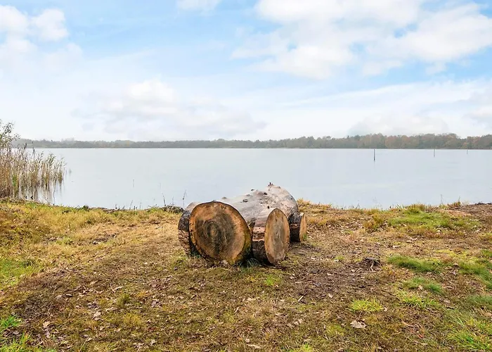 6 Person In Ansager-by Traum Nyaraló Ansager